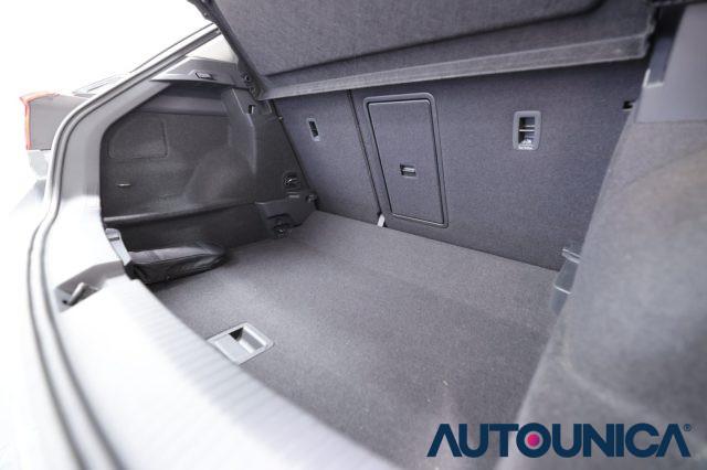 VOLKSWAGEN T-Roc 1.0 TSI STYLE FARI LED NEOPATENTATI