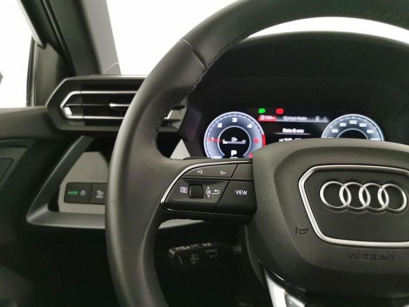 Audi A3 allstreet 2.0 tdi Identity Contrast 150cv s-tronic