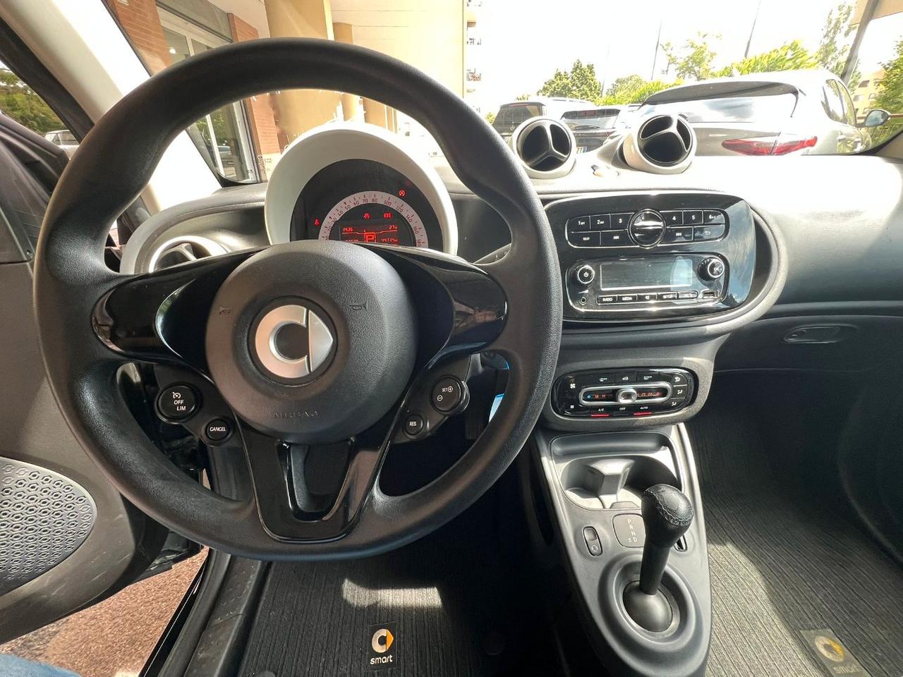 Smart fortwo coupe Fortwo 1.0 Youngster 71cv twinamic *Promo SD 2026*