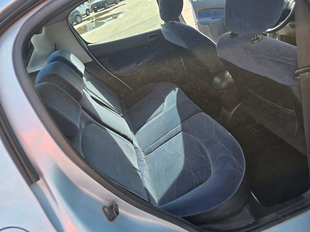 Peugeot 206 1.4 5p. XR