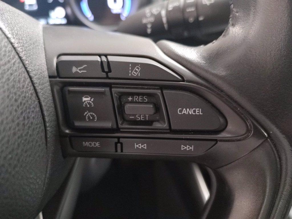 TOYOTA Yaris 1.5h trend del 2021