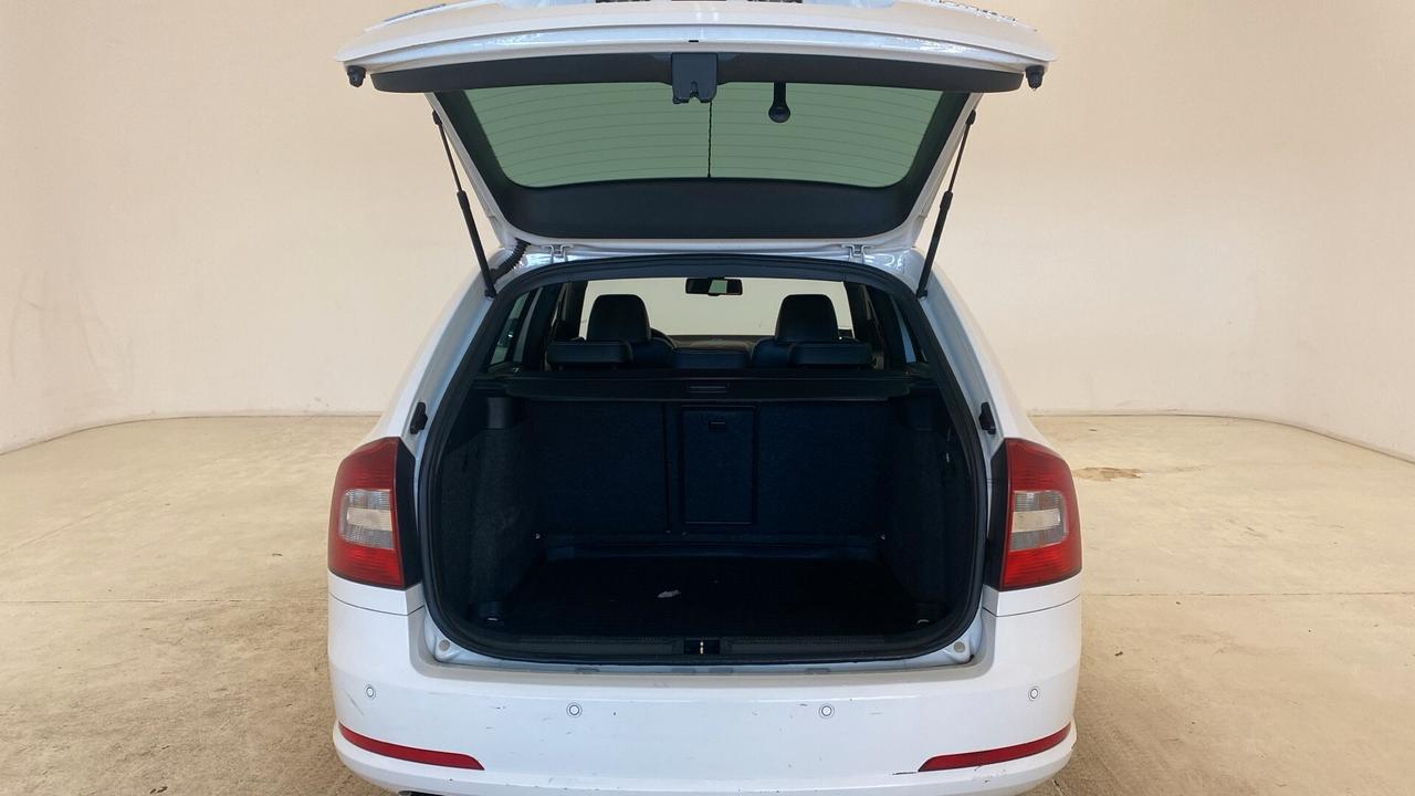 Skoda Octavia 2.0 TDI CR F.AP. Wagon RS