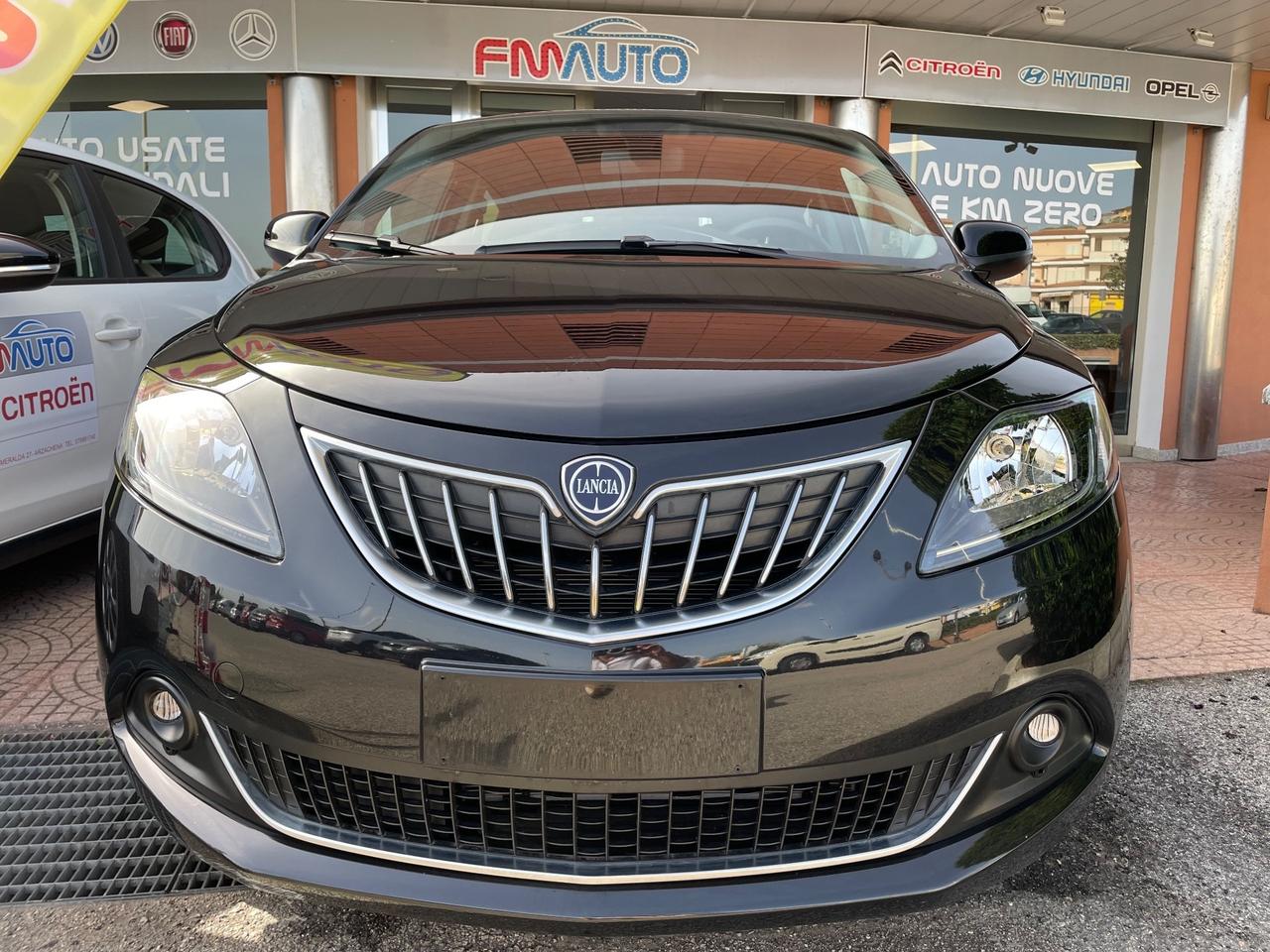 Lancia Ypsilon 1.0 5 porte S&S Hybrid full Gold OK Neopatentati