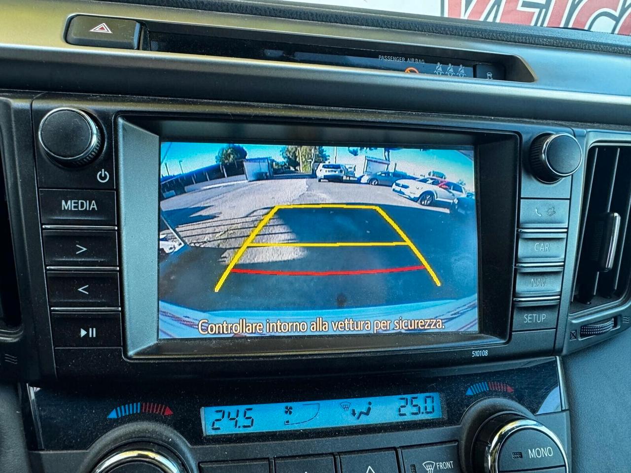 Toyota RAV 4 2.5 Hybrid 2WD Lounge