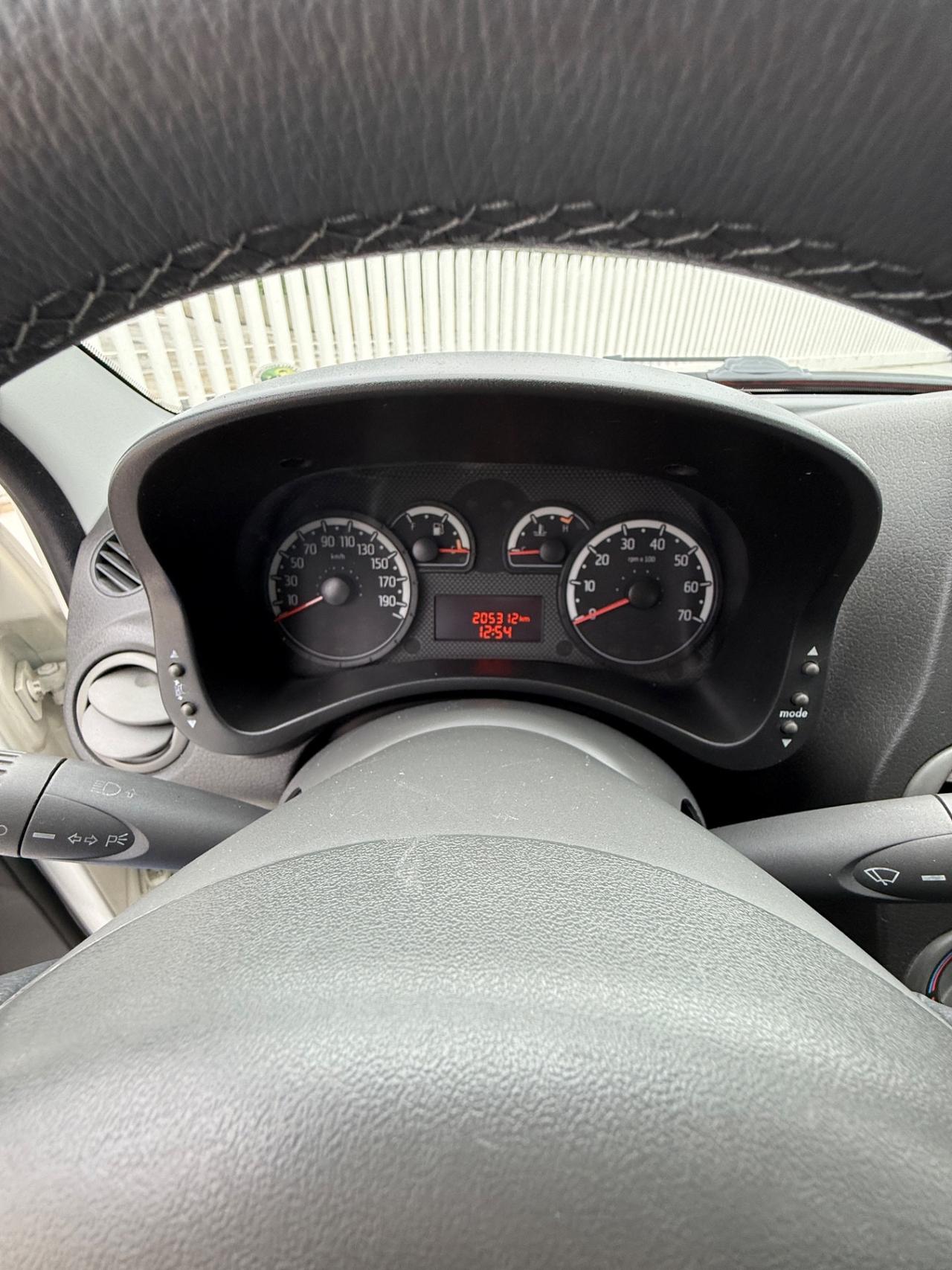 Fiat Panda 1.3 MJT 16V DPF 4x4 Climbing