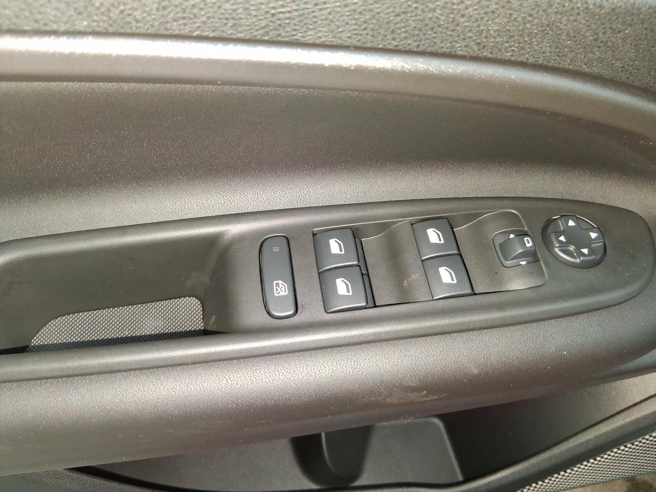 Jeep Avenger 1.2 Turbo 100 CV Altitude