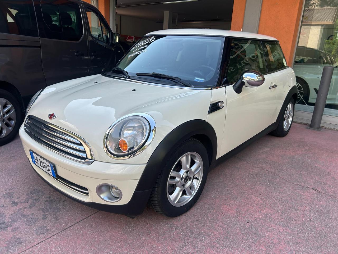 Mini Mini 3 Porte Mini 1.6 One NOPATENTATO