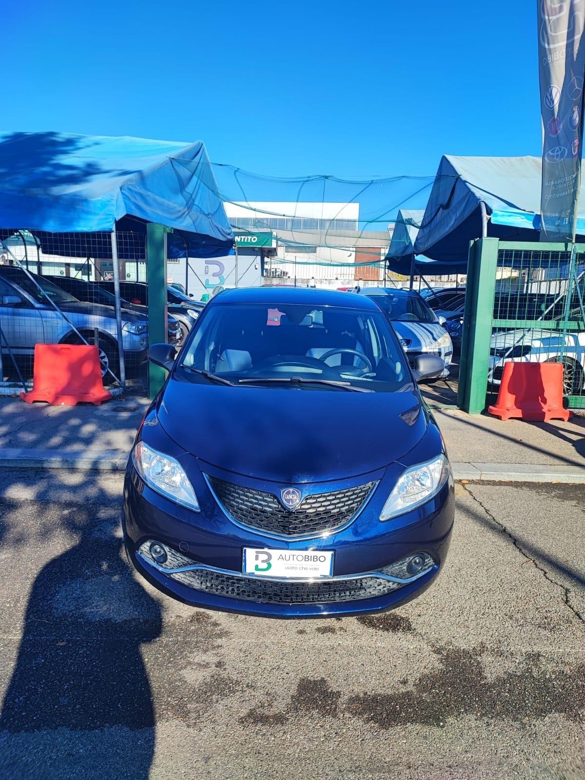 Lancia Ypsilon 1.2 69 CV 5 porte GPL Ecochic Platinum