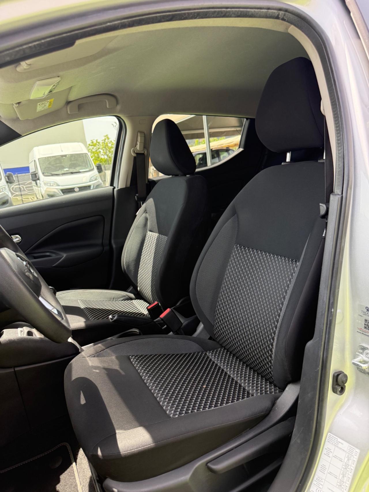 Nissan Micra IG-T 100 5 porte N-Connecta