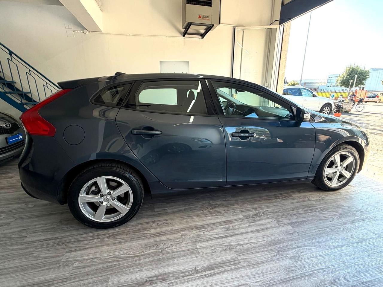 Volvo V40 D2 Kinetic