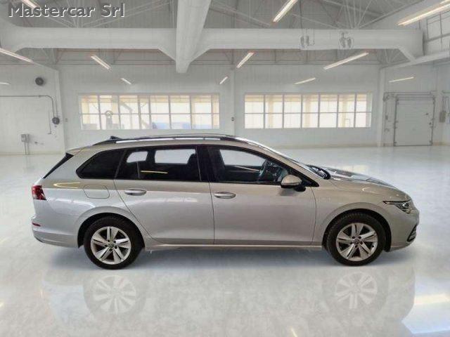 VOLKSWAGEN Golf Variant Golf VIII Variant 2.0 tdi Life 115cv dsg - GJ195YP