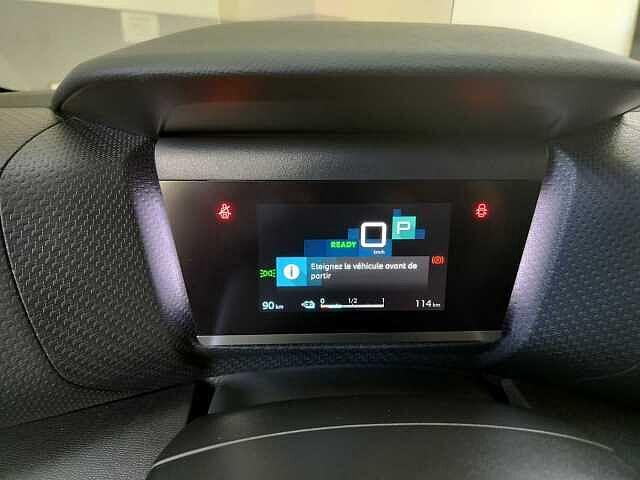 Citroen C4 motore elettrico 136 CV Shine