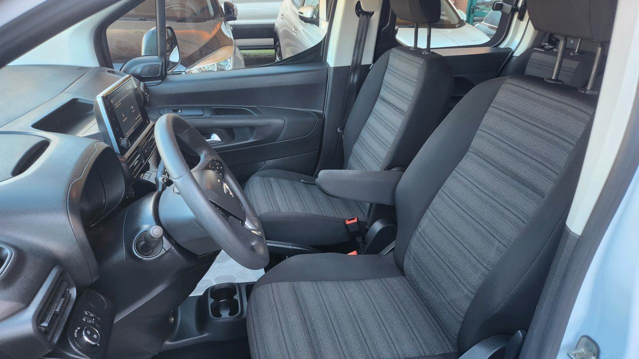 Opel Combo Cargo 1.5 Diesel 100CV n1 5 posti