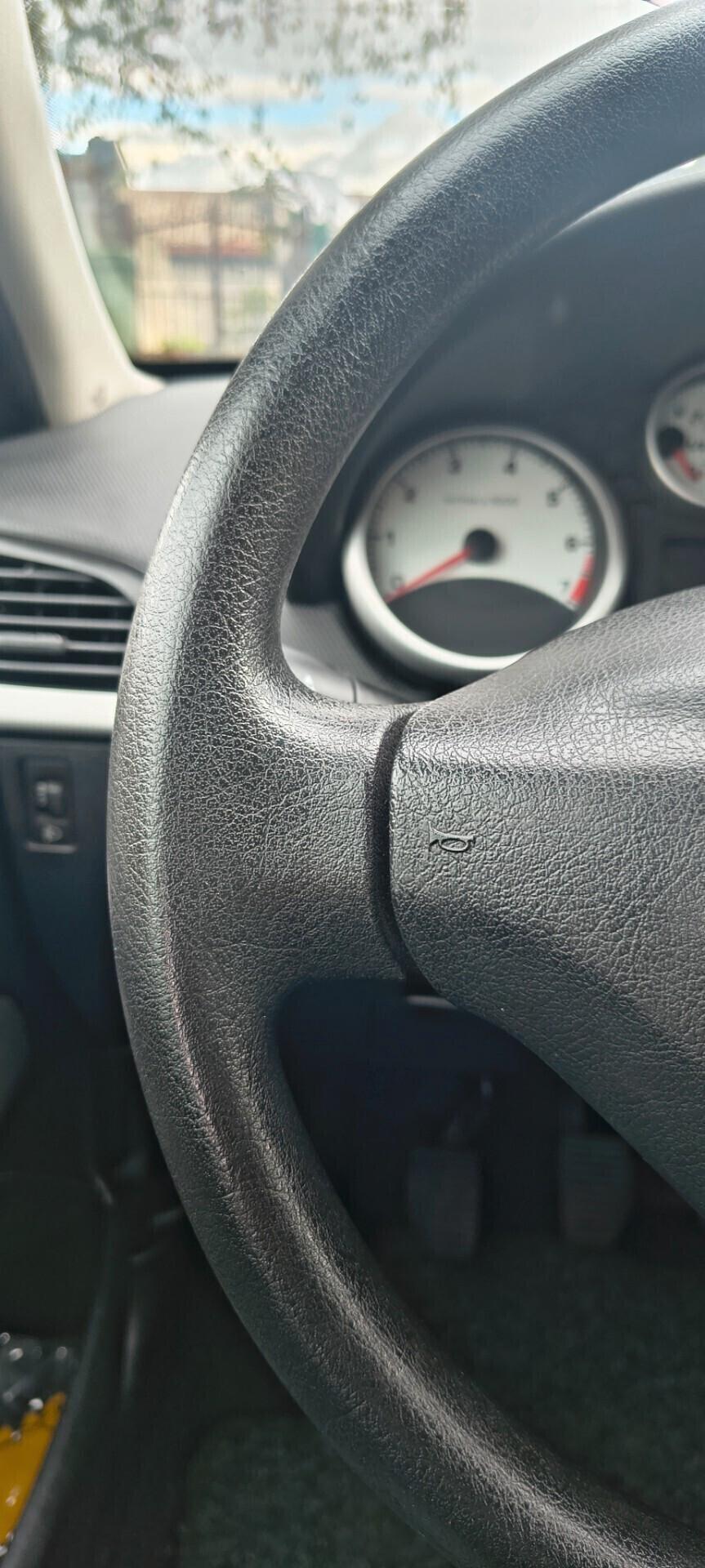 Peugeot 207 1.4 VTi 95CV 5p. X Line