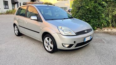 Ford Fiesta 1.2 16V 5p. Ghia