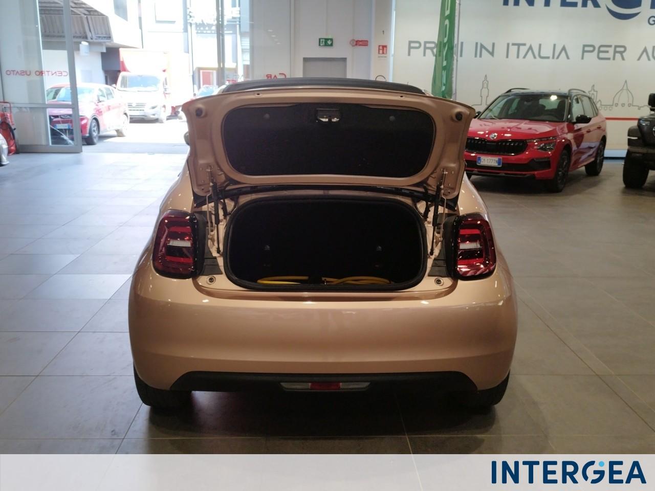 FIAT 500e Cabrio 42 kWh