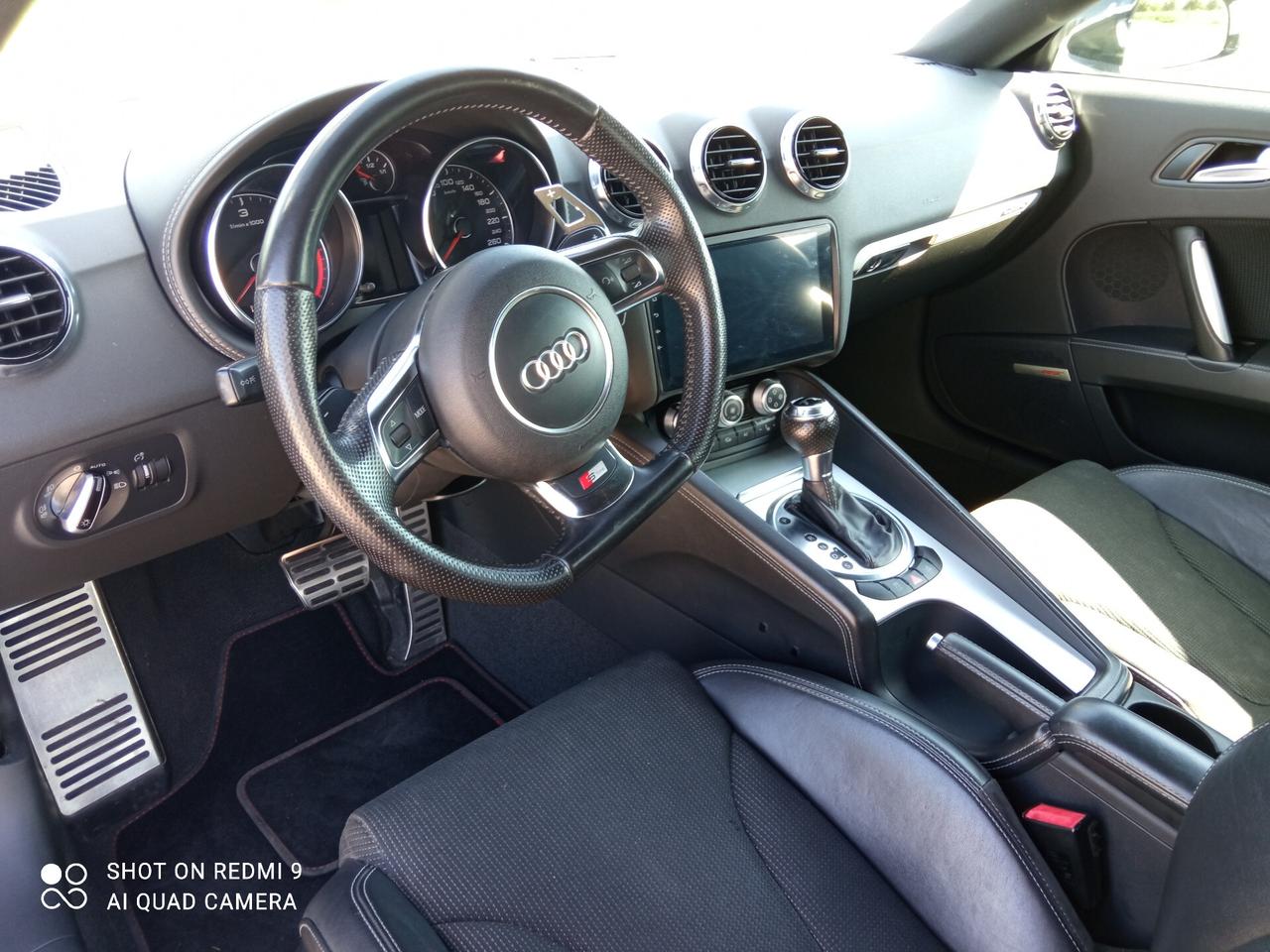 Audi TT Coupé 2.0 TDI quattro S tronic S.LINE