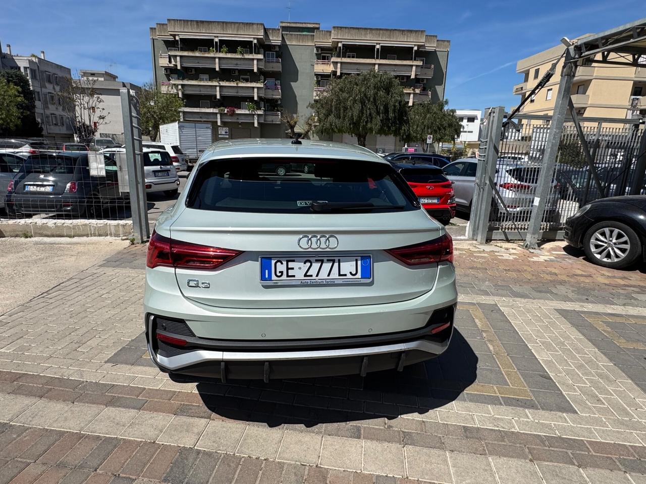 Audi Q3 35 TDI S tronic S line edition Prezzo Con Obbligo Finanziamento Senza il Prezzo sara' di euro 35500