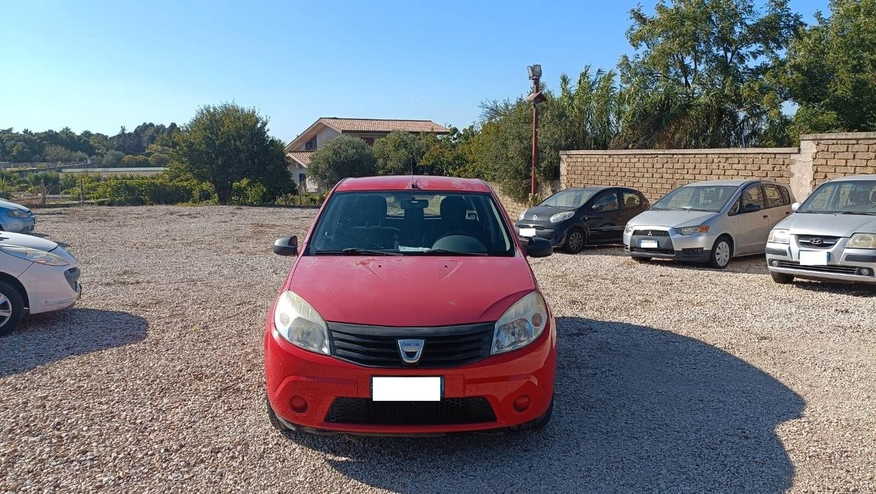 DACIA Sandero SI ZTL OK NEOPATENTATI G.P.L. SCADENZA 2030
