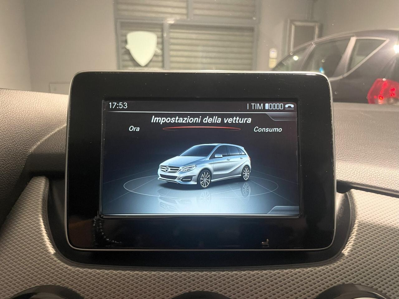 MERCEDES-BENZ B180 CDI SPORT NAVI/LED/PELLE 1 PROP