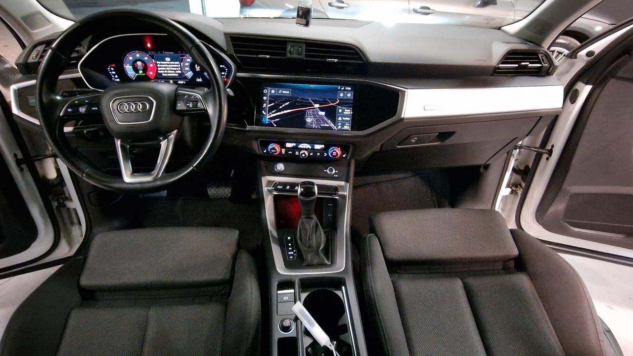 Audi Q3 35 TDI S tronic line edition