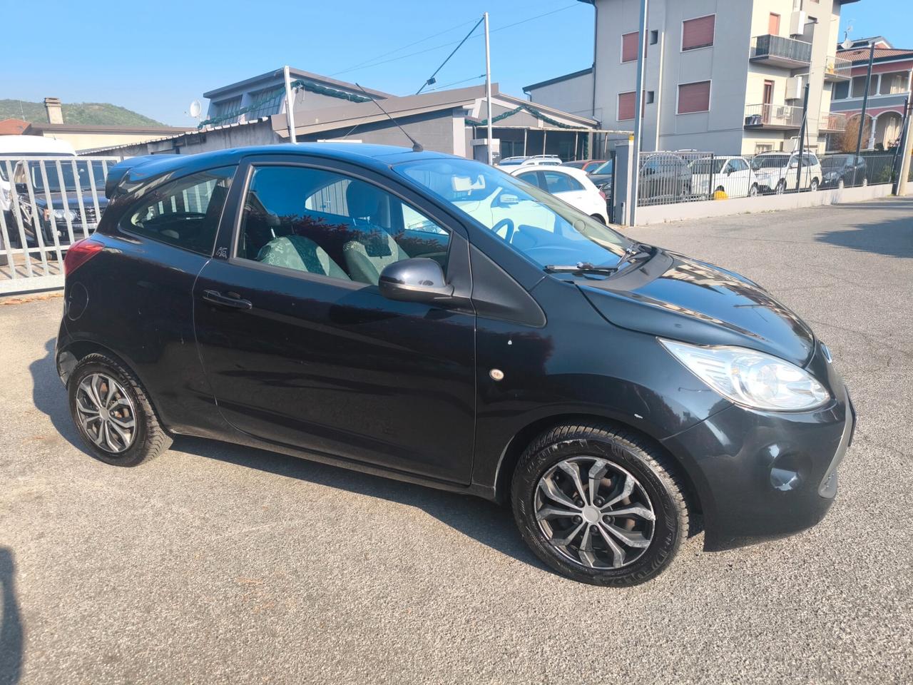 FORD KA 1,2 BENZ- KM 98000 -OK NEOPATENTATI