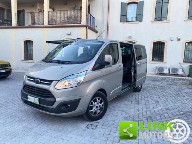 FORD Tourneo Custom 300 2.2 TDCi 155CV PL