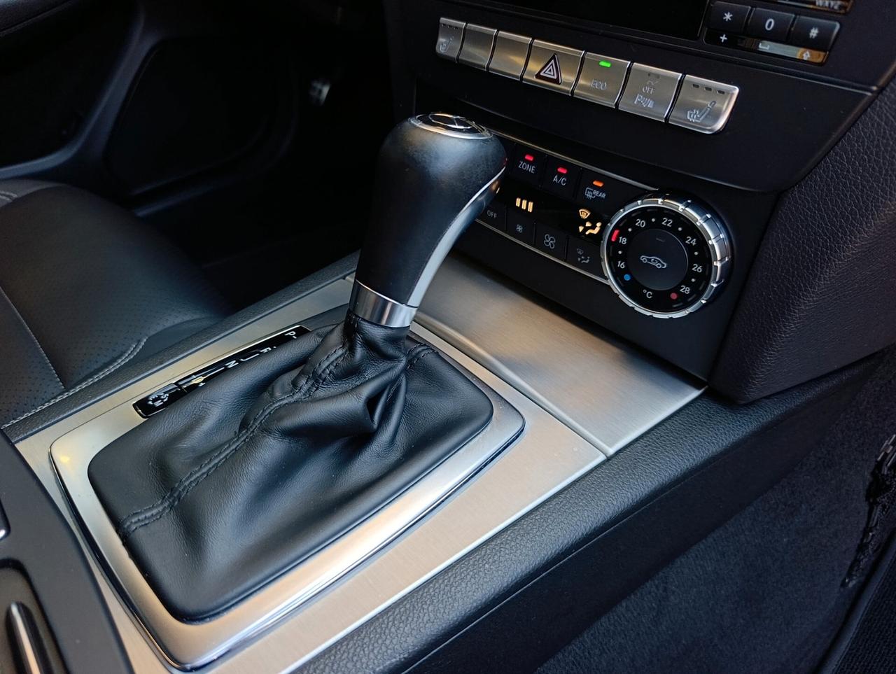 Mercedes-benz C 220 CDI Coupé Avantgarde AMG Edition