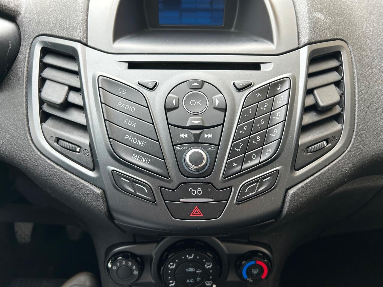 Ford Fiesta 1.5 TDCi 75CV 5 porte Business