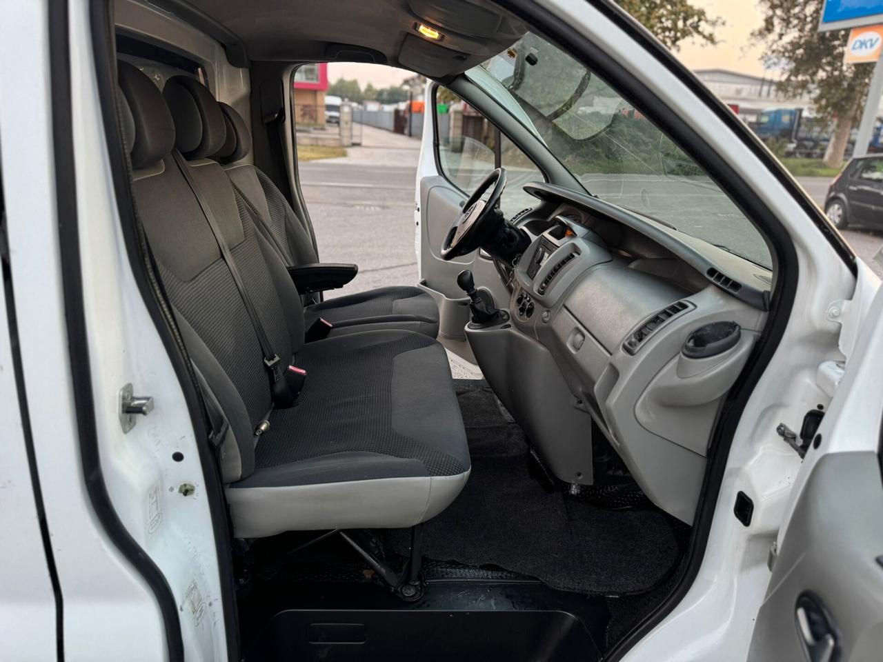 Opel Vivaro 27 2.0 CDTI PC-TN Tour Cosmo