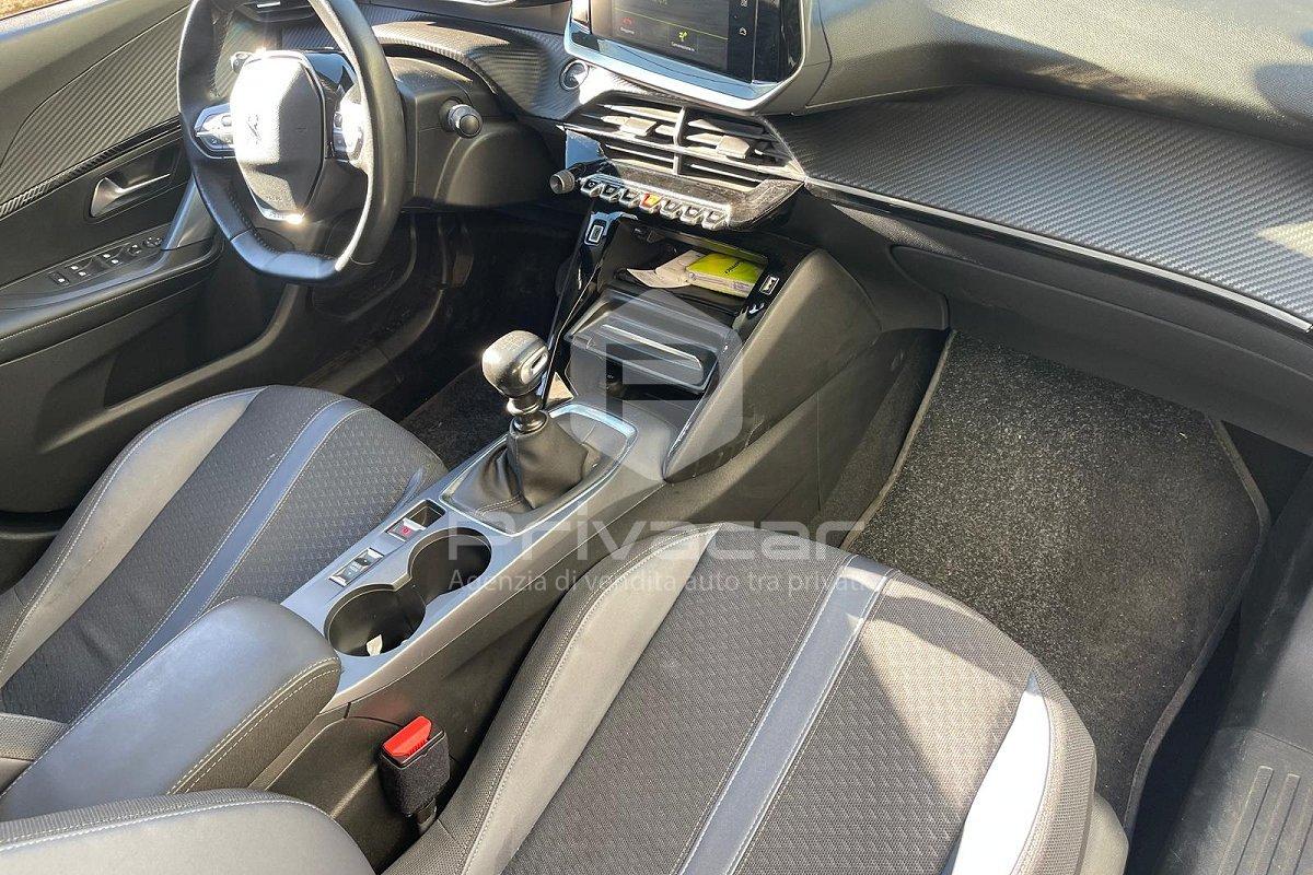 PEUGEOT 2008 PureTech 100 S&S Allure