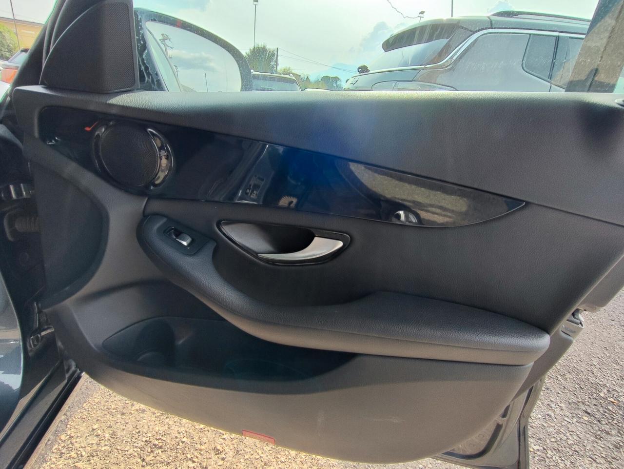 Mercedes-benz C 180 d Auto Premium