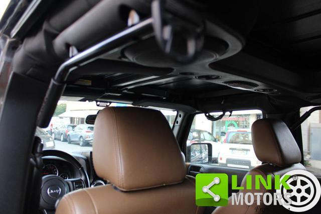 JEEP Wrangler Unlimited 3.6 V6 Sahara Auto con gancio traino