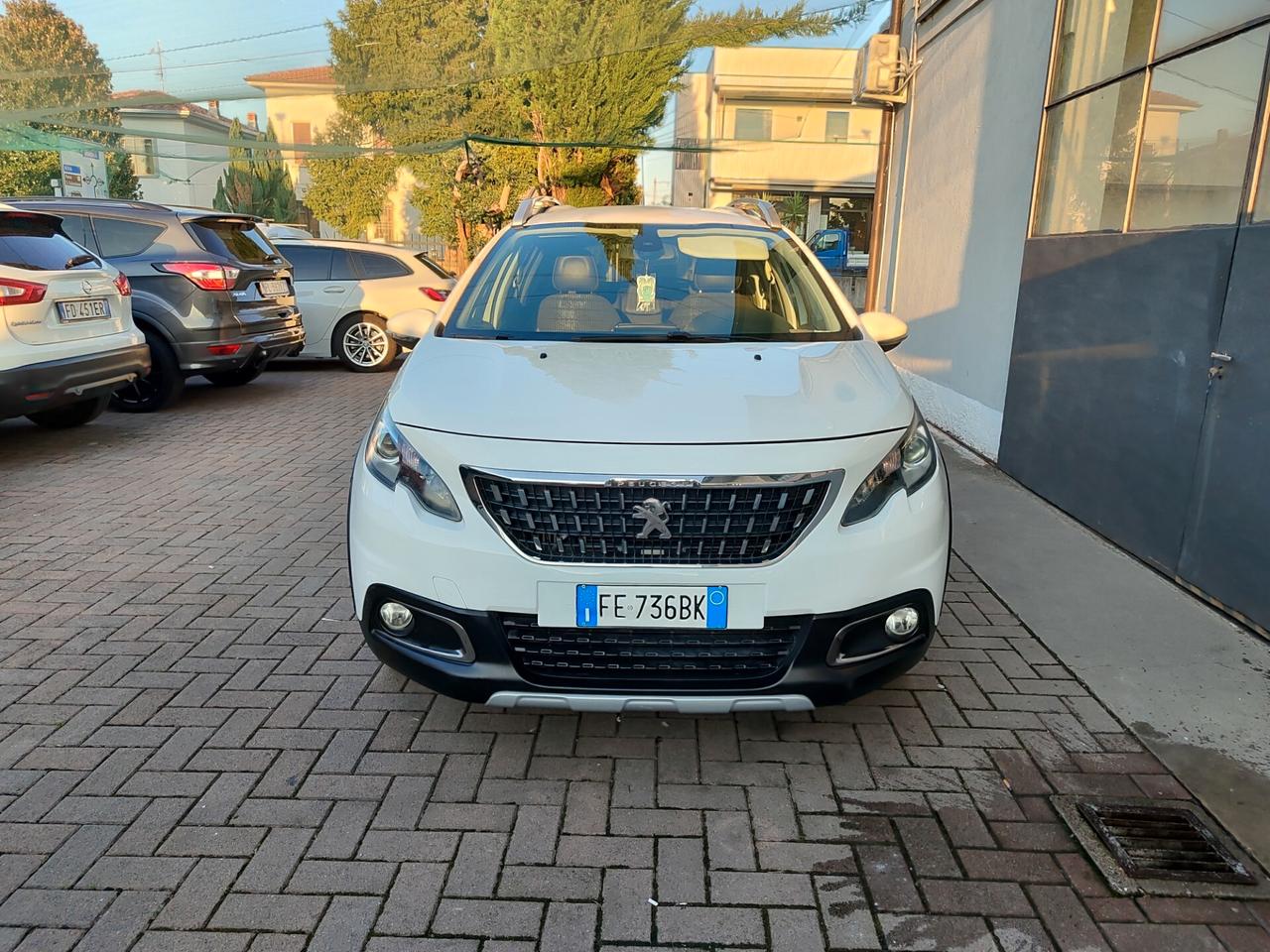 Peugeot 2008 BlueHDi 100 Allure