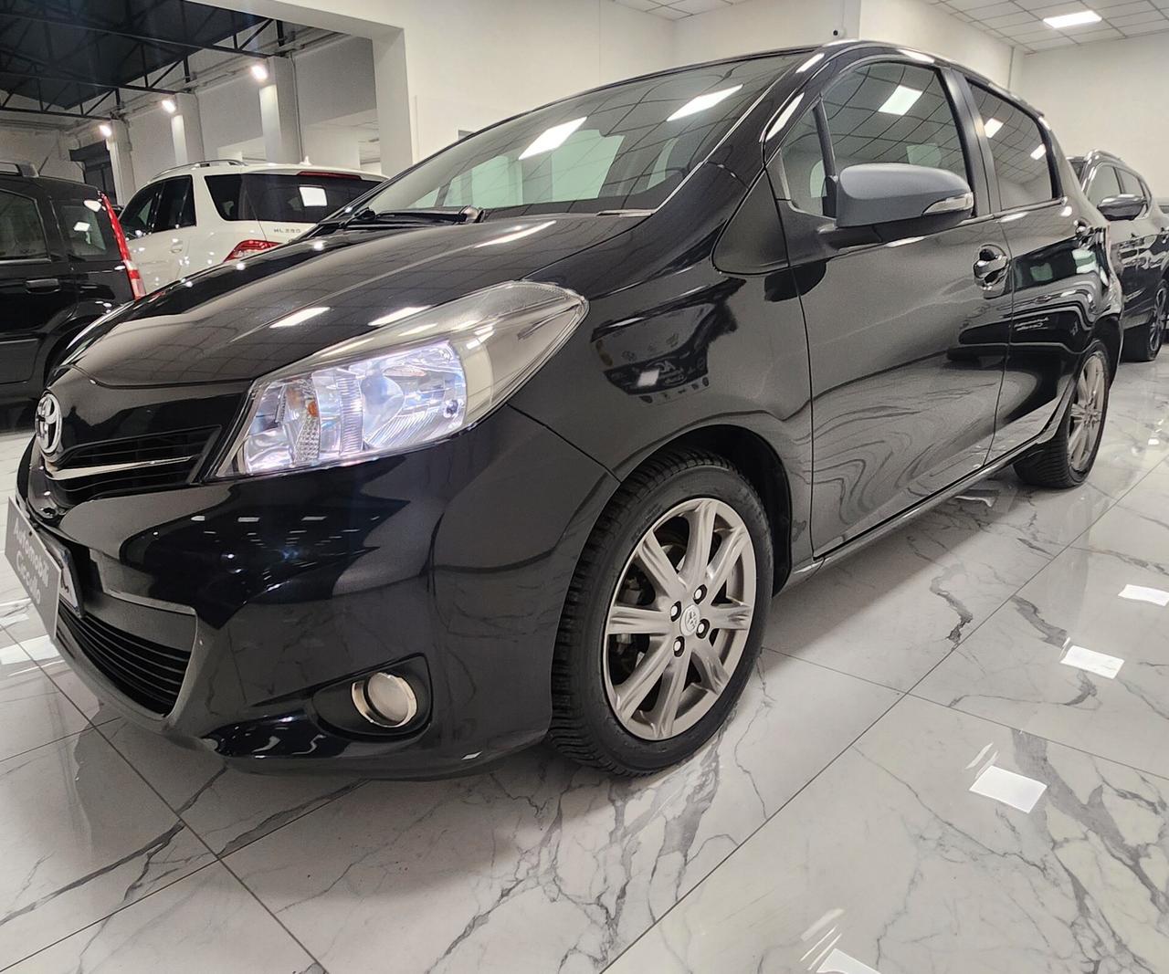 Toyota Yaris 1.4 D-4D DPF 5 porte M-MT Sol