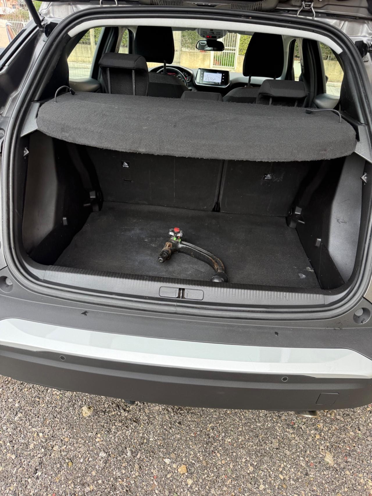 Peugeot 2008 BlueHDi 110 S&S Allure Pack