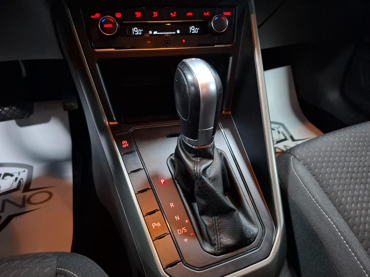 Volkswagen Polo 1.0 benzina DSG NEOPATENTATO