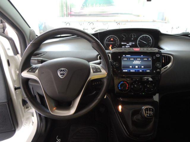 LANCIA Ypsilon 1.0 FireFly 5 porte S&S Hybrid Ecochic Gold
