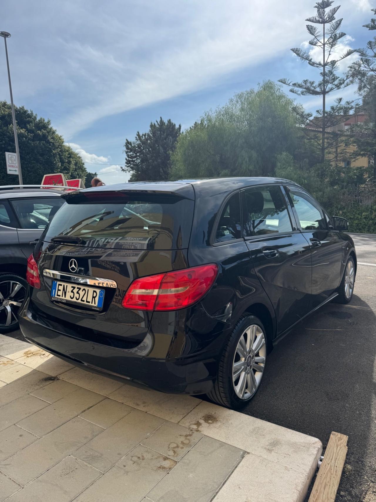 Mercedes-benz B 180 CDI BlueEFFICIENCY Executive
