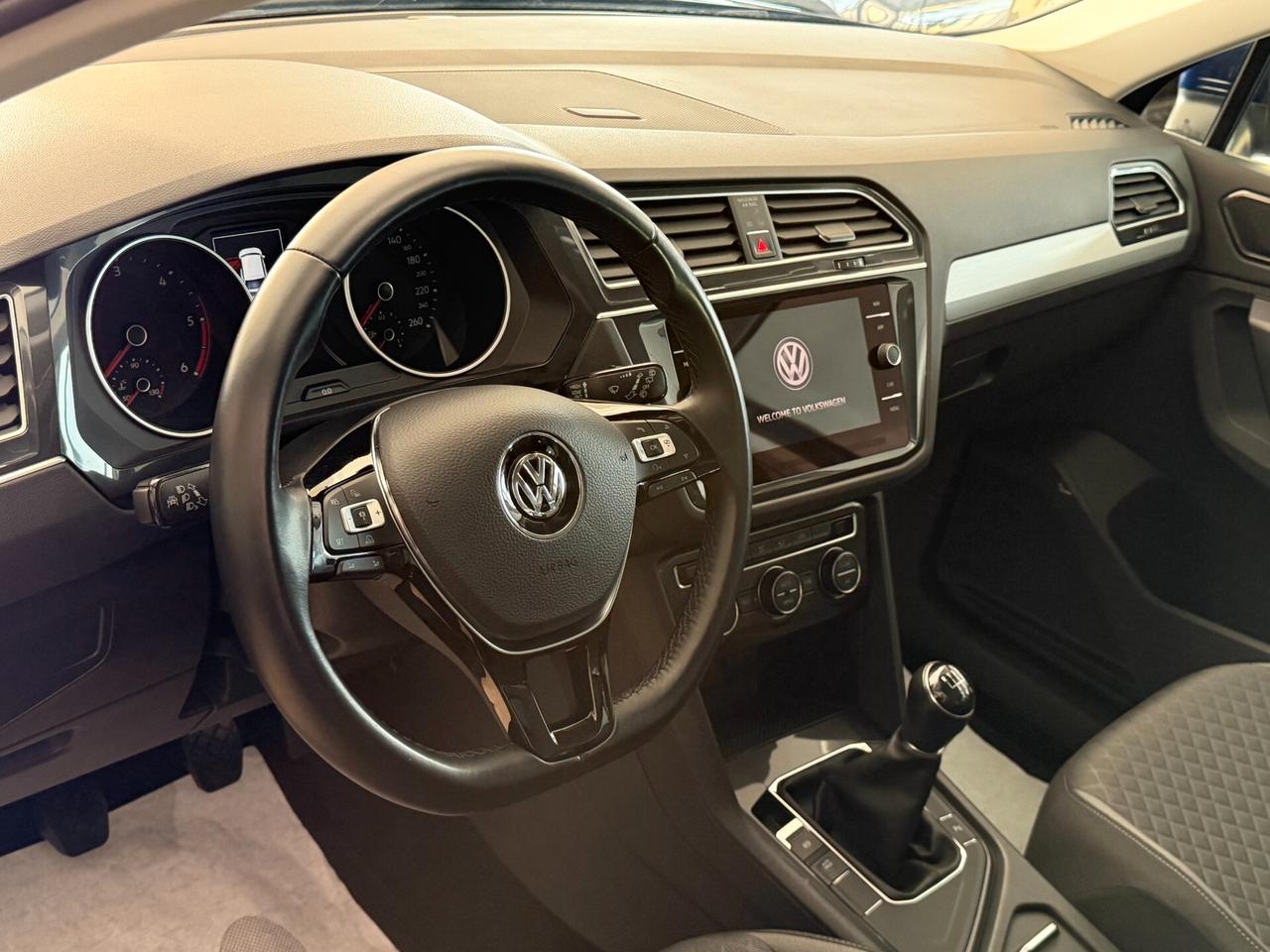 Volkswagen Tiguan 1.6 TDI 115 cv. BUSINESS (Nav)