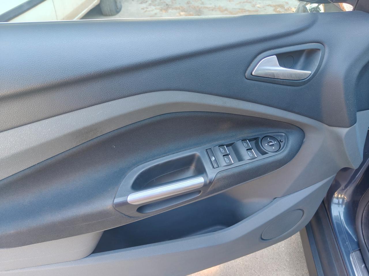 Ford C-Max 1.6 TDCi 115CV Titanium