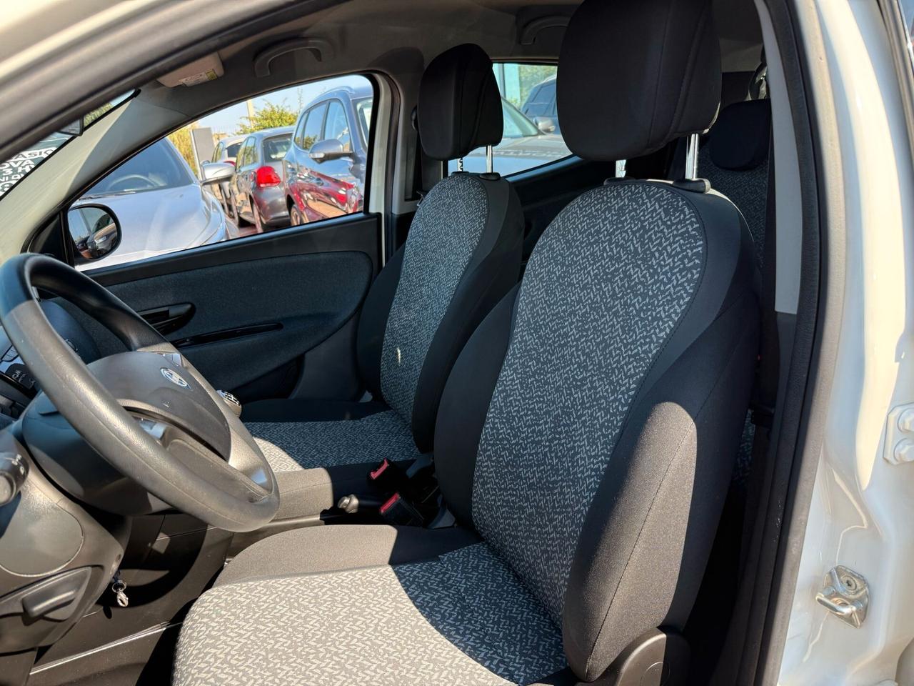 Lancia Ypsilon 1.2 69 CV 5 porte GPL Ecochic Elefantino Blu
