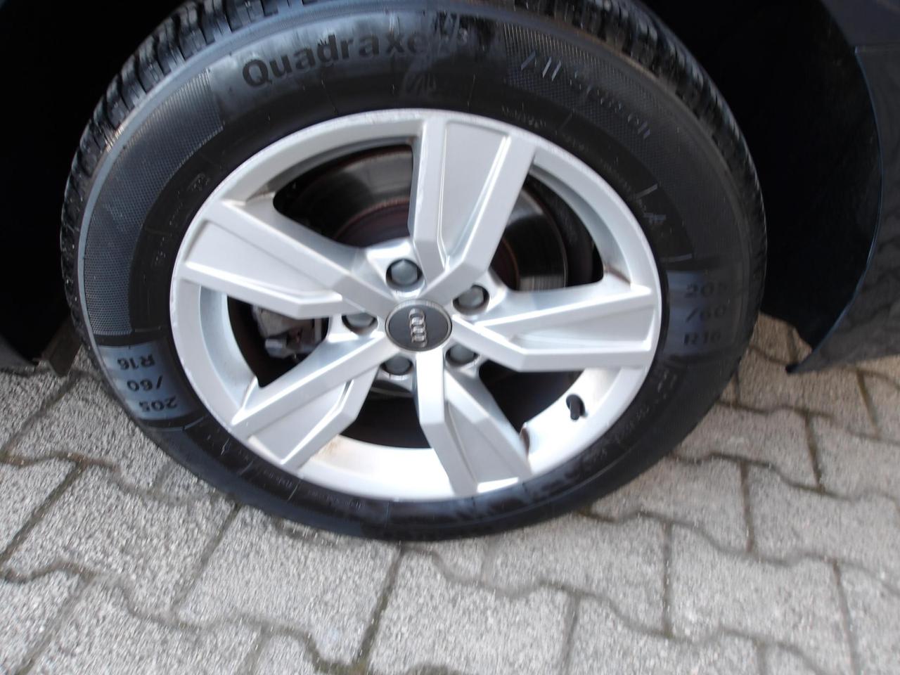 Audi A4 Avant 35 2.0 tdi Design 150cv s-tronic