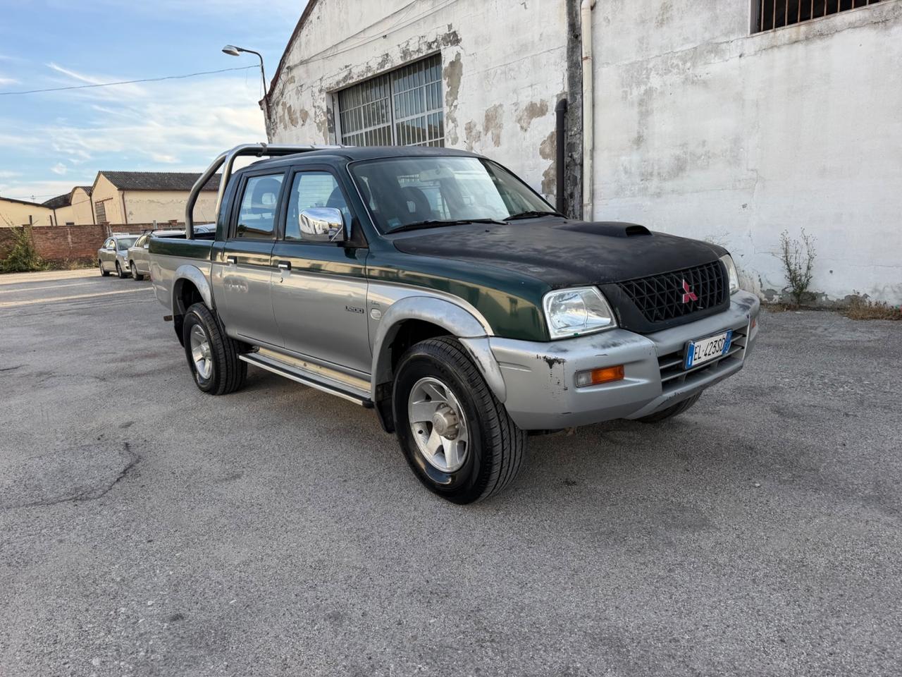 Mitsubishi L200 2.5 TDI 4WD Club Cab Pick-up GLS