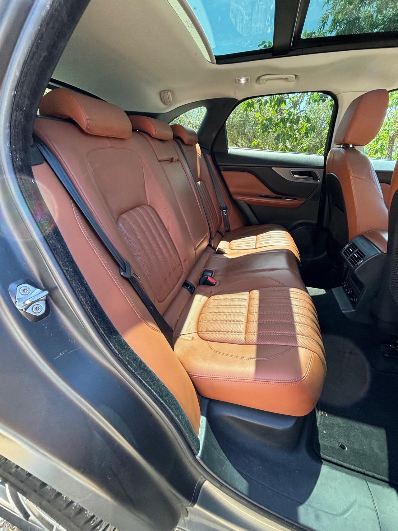 Jaguar F-Pace 2.0 D 240 CV AWD aut. Prestige