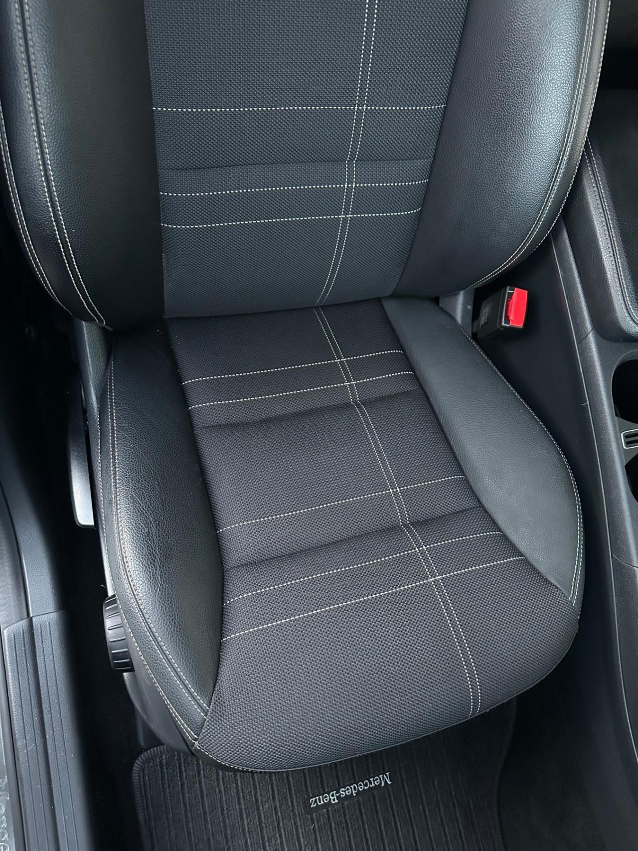 Mercedes-Benz GLA 200 CDI 136cv Automatic Sport