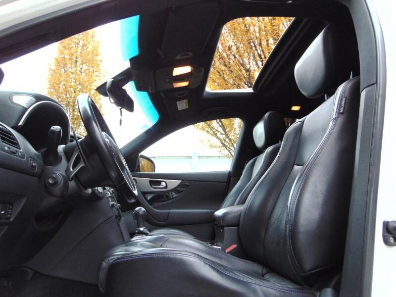 INFINITI QX70 3.0 diesel V6 AT S Premium