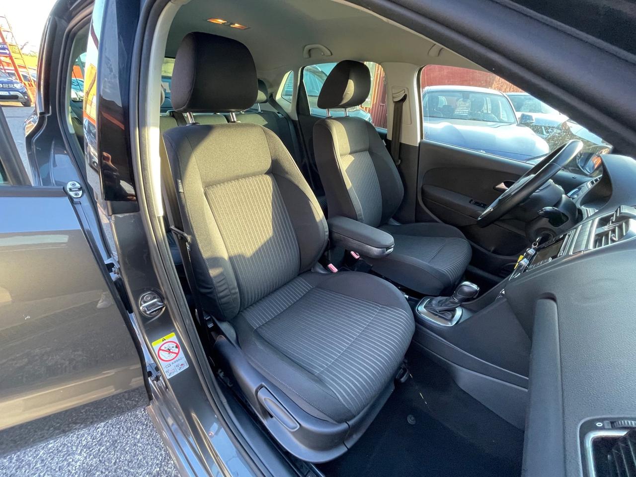 Polo 1.6 TDI 90 CV DSG-XENON-NAVI-LED-RATE-