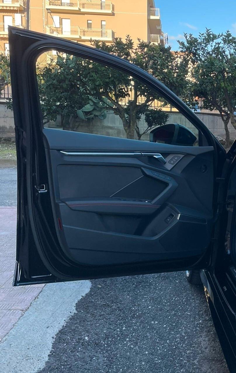 Audi A3 RS 3 SPB TFSI quattro S tronic 400CV