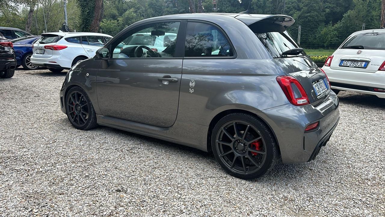 Abarth 595 1.4 Turbo T-Jet 180 CV Competizione